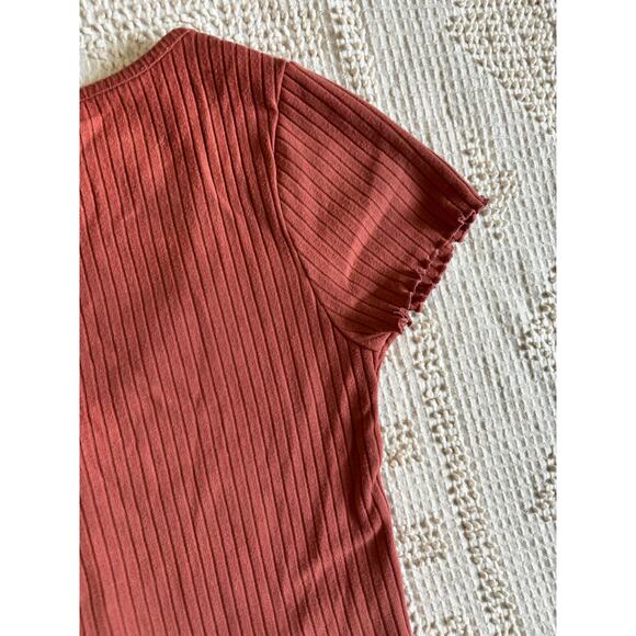 Forever 21 Pink Rib Knit Crop Top Short Sleeve Shirt Faux Buttons Size Large - Picture 9 of 9